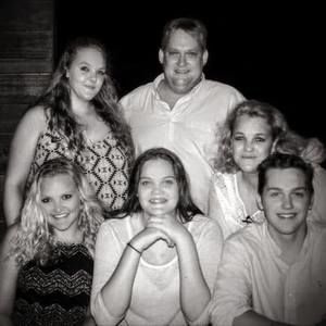 Meet your Posher, Mel